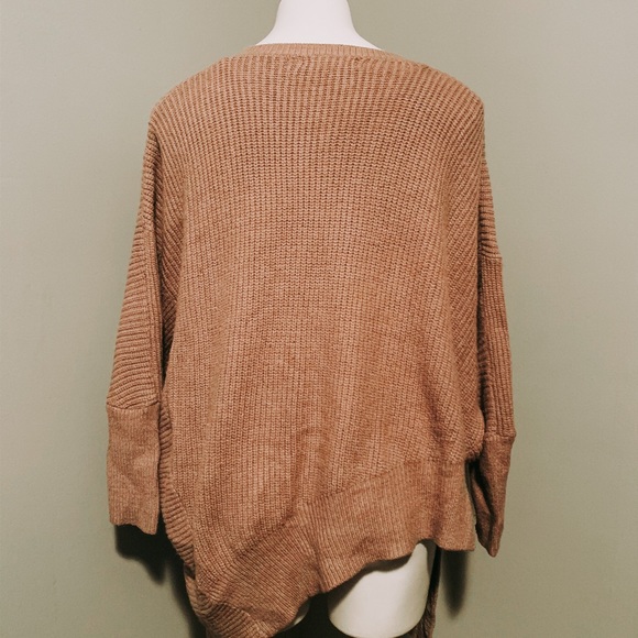 3/$25 - One the land cable knit sweater - Picture 2 of 3